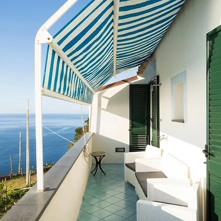 La Casa Di Ludo E Marti Holiday home Conca dei Marini